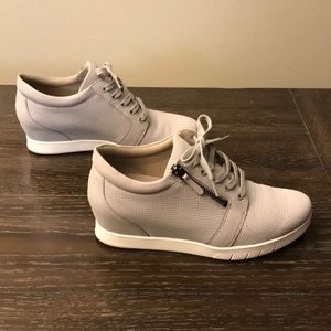 Naturalizer Kai Wedge Gray Sneaker Size 7.5